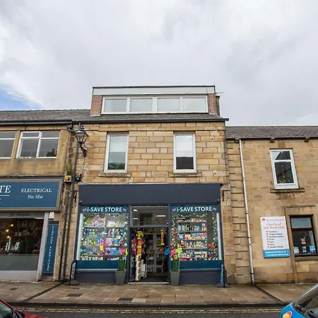 Vacant Nests Spacious Front Street Fingland